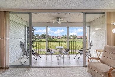 Great opportunity to own a beautiful apartment in a quiet 55+ on Inverrary Country Club in Florida - for sale on GolfHomes.com, golf home, golf lot