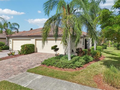 Bring your toothbrush and move right in! This 2 BR & Den, 2 BA on Plantation Golf and Country Club in Florida - for sale on GolfHomes.com, golf home, golf lot