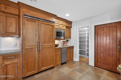 Unit 7 is a fully remodeled Redondo floorplan backing to the on McCormick Ranch Golf Club in Arizona - for sale on GolfHomes.com, golf home, golf lot