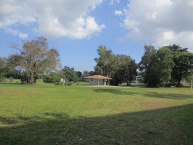 Welcome to this beautifully furnished upgraded 2-bedroom on Palm-Aire Country Club and Resort - Palms in Florida - for sale on GolfHomes.com, golf home, golf lot