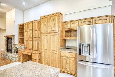 THIS ONE LEVEL HOME ON THE PONCE DE LEON GOLF COURSE IS PERFECT on Ponce De Leon Golf Course in Arkansas - for sale on GolfHomes.com, golf home, golf lot