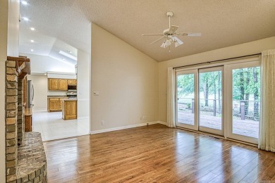 THIS ONE LEVEL HOME ON THE PONCE DE LEON GOLF COURSE IS PERFECT on Ponce De Leon Golf Course in Arkansas - for sale on GolfHomes.com, golf home, golf lot