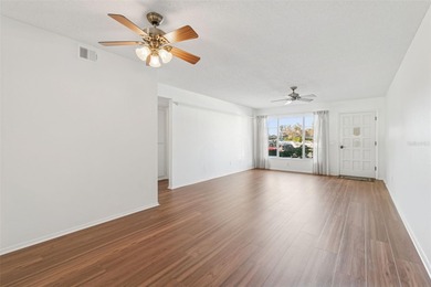 Welcome home to this FIRST FLOOR 2 bedroom, 2 bath 1100 sf on On Top Of The World Golf Course in Florida - for sale on GolfHomes.com, golf home, golf lot