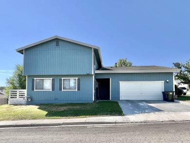 Spacious & Well-Maintained Duplex Near the Golf Course! This on Ruby View Golf Course in Nevada - for sale on GolfHomes.com, golf home, golf lot
