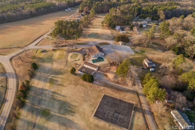 This 3 bed & 2 bath gem of a build by Cardan Construction will on Tanglewood Shores Golf and Country Club in Virginia - for sale on GolfHomes.com, golf home, golf lot