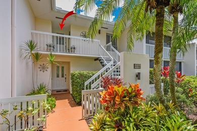 Unbelievable value in Prestigious Piper's Landing Yacht & on Pipers Landing Country Club in Florida - for sale on GolfHomes.com, golf home, golf lot