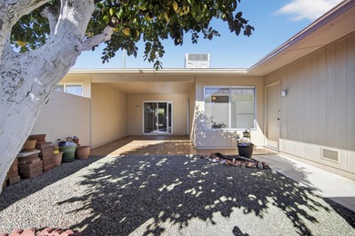 Charming, very clean, well-maintained 2-bedroom, 1-bath garden on Sun City-Willow Creek / Willow Brook  in Arizona - for sale on GolfHomes.com, golf home, golf lot