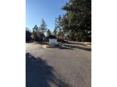 Build Your Dream on Water! - 29 North Shore Circle, Waco, TX

 on The Lake Country Club - Lake Waco in Texas - for sale on GolfHomes.com, golf home, golf lot