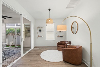 Like new, crisp, modern Villa with designer finishes throughout on Palm Valley Golf Club in Florida - for sale on GolfHomes.com, golf home, golf lot