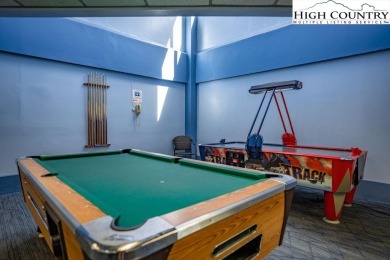 SELLER is offering $5k towards buyers closing cost. Walk to Town on Beech Mountain Club in North Carolina - for sale on GolfHomes.com, golf home, golf lot
