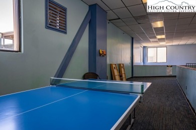 SELLER is offering $5k towards buyers closing cost. Walk to Town on Beech Mountain Club in North Carolina - for sale on GolfHomes.com, golf home, golf lot