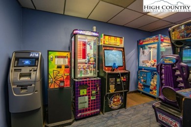SELLER is offering $5k towards buyers closing cost. Walk to Town on Beech Mountain Club in North Carolina - for sale on GolfHomes.com, golf home, golf lot