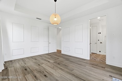 Like new, crisp, modern Villa with designer finishes throughout on Palm Valley Golf Club in Florida - for sale on GolfHomes.com, golf home, golf lot