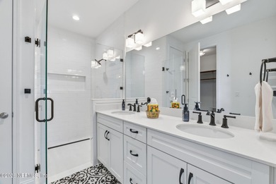 Like new, crisp, modern Villa with designer finishes throughout on Palm Valley Golf Club in Florida - for sale on GolfHomes.com, golf home, golf lot