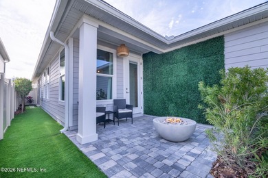 Like new, crisp, modern Villa with designer finishes throughout on Palm Valley Golf Club in Florida - for sale on GolfHomes.com, golf home, golf lot