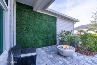 Like new, crisp, modern Villa with designer finishes throughout on Palm Valley Golf Club in Florida - for sale on GolfHomes.com, golf home, golf lot