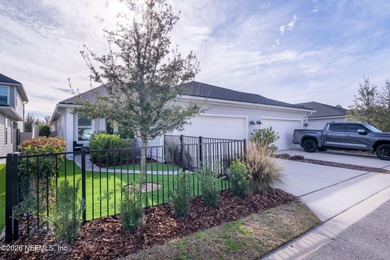 Like new, crisp, modern Villa with designer finishes throughout on Palm Valley Golf Club in Florida - for sale on GolfHomes.com, golf home, golf lot