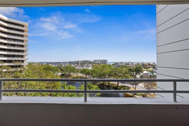 Waterfront Condo in Pasadena Yacht  Country Club

Located on the on Pasadena Yacht and Country Club in Florida - for sale on GolfHomes.com, golf home, golf lot