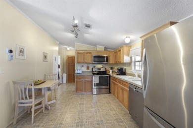 Welcome to 1006 York Trail. This fully furnished 2 bedroom 2 on Maple Leaf Golf and Country Club in Florida - for sale on GolfHomes.com, golf home, golf lot