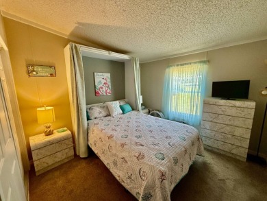 Home is located in Water Oak Country Club Estates in Lady Lake on Water Oak Country Club Estates in Florida - for sale on GolfHomes.com, golf home, golf lot