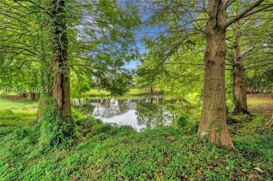Who's looking for a POOL in paradise? Located in SUN CITY HILTON on Hidden Cypress Golf Club in South Carolina - for sale on GolfHomes.com, golf home, golf lot