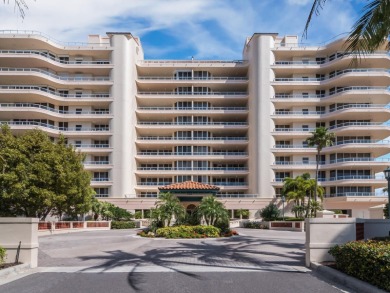 Beautifully renovated and offered turnkey furnished, this 3BR/3 on Longboat Key Golf Club Resort in Florida - for sale on GolfHomes.com, golf home, golf lot