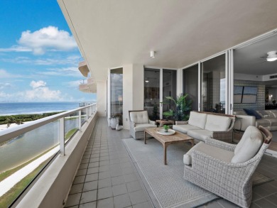 Beautifully renovated and offered turnkey furnished, this 3BR/3 on Longboat Key Golf Club Resort in Florida - for sale on GolfHomes.com, golf home, golf lot