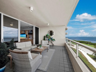 Beautifully renovated and offered turnkey furnished, this 3BR/3 on Longboat Key Golf Club Resort in Florida - for sale on GolfHomes.com, golf home, golf lot