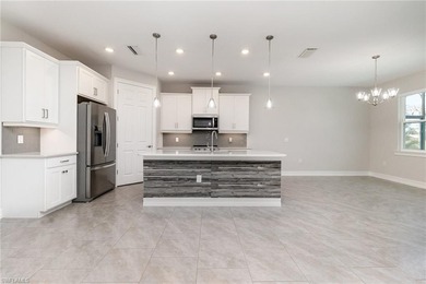 Experience Luxury Living in Royal Palm Golf Estates.
Welcome to on Eagle Lakes Golf Club in Florida - for sale on GolfHomes.com, golf home, golf lot