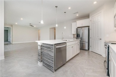 Experience Luxury Living in Royal Palm Golf Estates.
Welcome to on Eagle Lakes Golf Club in Florida - for sale on GolfHomes.com, golf home, golf lot