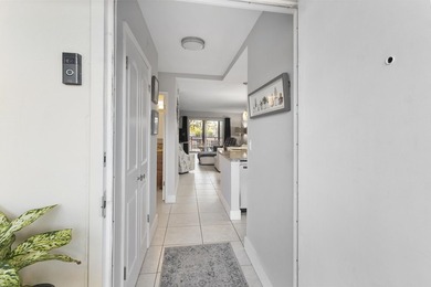 Beautiful 2BR/2BA Condo In GARDEN-AIRE VILLAGE SOUTH! Located on Pompano Beach Golf Course  in Florida - for sale on GolfHomes.com, golf home, golf lot