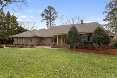 All brick rancher on the 7th green of Plantation Golf Course - on Kingsmill Resort and Golf Club in Virginia - for sale on GolfHomes.com, golf home, golf lot