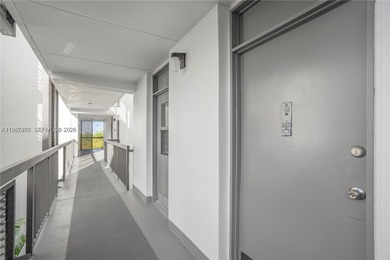 BEST PRICE IN BISCAYA III 2/2 BATH, WITH THE BEST GOLF COURSE on Turnberry Isle Resort and Club in Florida - for sale on GolfHomes.com, golf home, golf lot