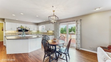 Buyer's cold feet is your opportunity to own this great house! on Seven Bridges Golf Club in Illinois - for sale on GolfHomes.com, golf home, golf lot