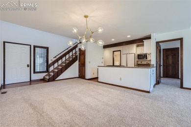 Welcome to this charming townhome located in the exclusive on Kissing Camels Golf Course in Colorado - for sale on GolfHomes.com, golf home, golf lot