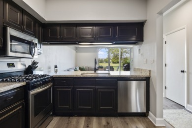 Move Right In to this Beautifully Updated 2 Bedroom, 2-1/2 Bath on Glendale Lakes Golf Club in Illinois - for sale on GolfHomes.com, golf home, golf lot