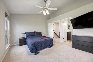 Move Right In to this Beautifully Updated 2 Bedroom, 2-1/2 Bath on Glendale Lakes Golf Club in Illinois - for sale on GolfHomes.com, golf home, golf lot
