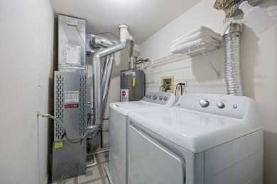 Move Right In to this Beautifully Updated 2 Bedroom, 2-1/2 Bath on Glendale Lakes Golf Club in Illinois - for sale on GolfHomes.com, golf home, golf lot