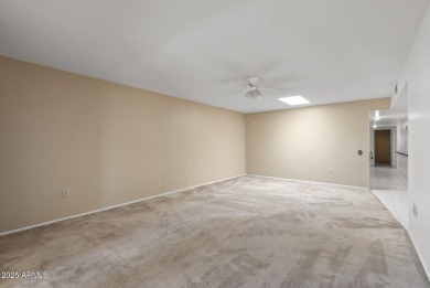 Location, location! This charming 3-bedroom, 2.5-bath home in on PalmBrook Country Club in Arizona - for sale on GolfHomes.com, golf home, golf lot
