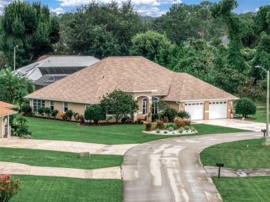 WELCOME HOME to this meticulously maintained home offering a on Sun n Lake Golf and Country Club in Florida - for sale on GolfHomes.com, golf home, golf lot