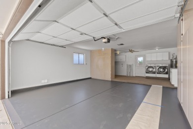 Location, location! Updated flooring (10/25) This 2118 sq ft on PalmBrook Country Club in Arizona - for sale on GolfHomes.com, golf home, golf lot