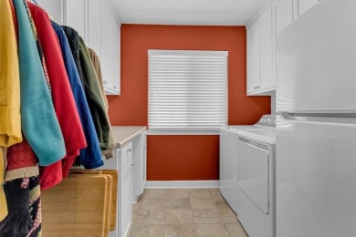 Don't miss your opportunity to own a fully updated 2420 square on Hide-A-Way Lake Golf Course in Texas - for sale on GolfHomes.com, golf home, golf lot