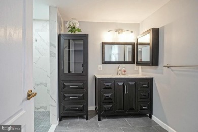 You must put this lovely home on your list to tour, you will not on Ron Jaworskis RiverWinds Golf and Tennis Club in New Jersey - for sale on GolfHomes.com, golf home, golf lot