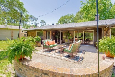 Don't miss your opportunity to own a fully updated 2420 square on Hide-A-Way Lake Golf Course in Texas - for sale on GolfHomes.com, golf home, golf lot