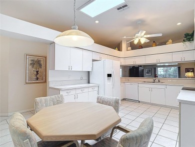 Price Reduced!! Are you a golf enthusiast? Looking for a on Meadow Oaks Golf and Country Club in Florida - for sale on GolfHomes.com, golf home, golf lot