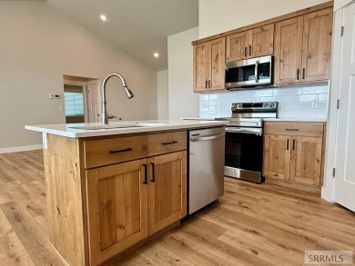 Welcome to your dream home! This simply elegant 6 bedroom, 3 on Sand Creek Golf Course in Idaho - for sale on GolfHomes.com, golf home, golf lot