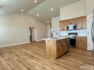 Welcome to your dream home! This simply elegant 6 bedroom, 3 on Sand Creek Golf Course in Idaho - for sale on GolfHomes.com, golf home, golf lot