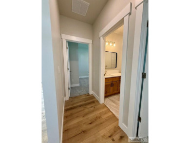 Welcome to your dream home! This simply elegant 6 bedroom, 3 on Sand Creek Golf Course in Idaho - for sale on GolfHomes.com, golf home, golf lot