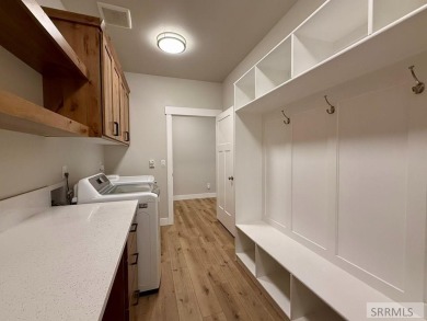 Welcome to your dream home! This simply elegant 6 bedroom, 3 on Sand Creek Golf Course in Idaho - for sale on GolfHomes.com, golf home, golf lot