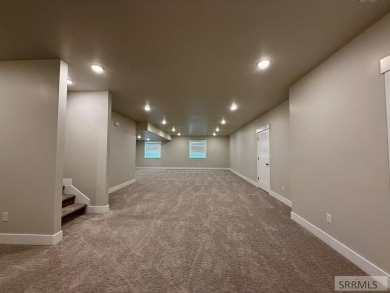 Welcome to your dream home! This simply elegant 6 bedroom, 3 on Sand Creek Golf Course in Idaho - for sale on GolfHomes.com, golf home, golf lot